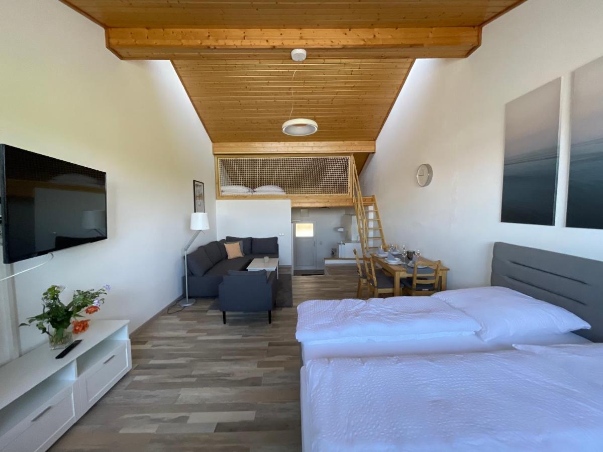 Sweet Rooms Bubesheim Екстериор снимка
